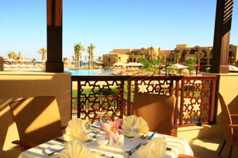 Miramar Al Aqah Beach Resort Extérieur photo The resort