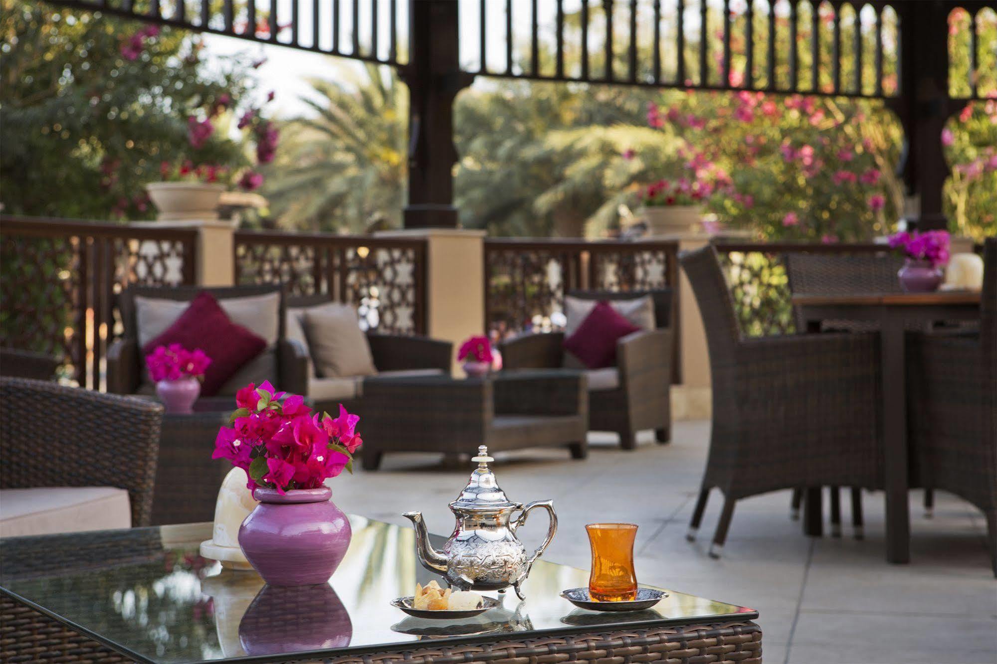 Miramar Al Aqah Beach Resort Extérieur photo The Terrace